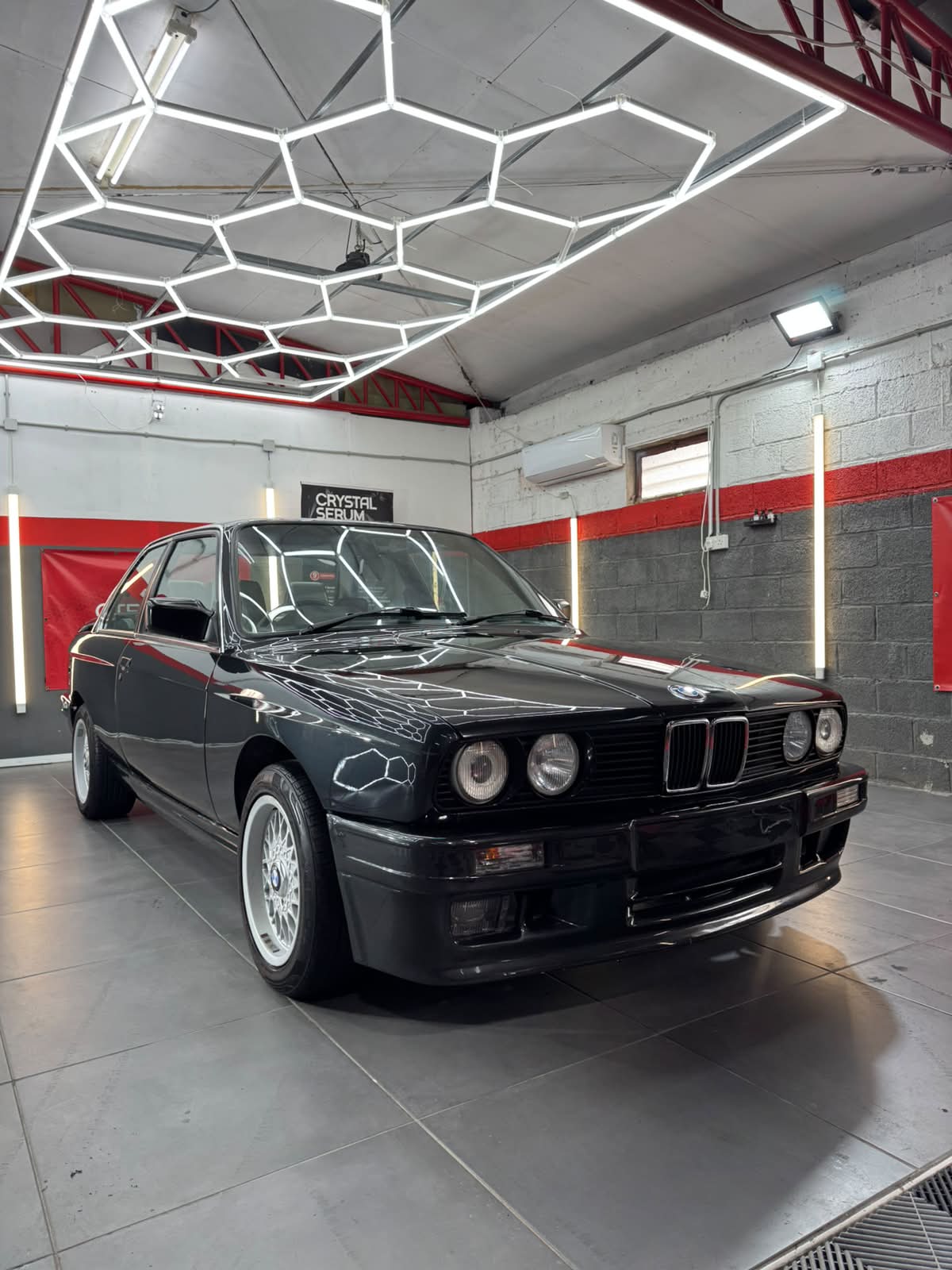 BMW E30